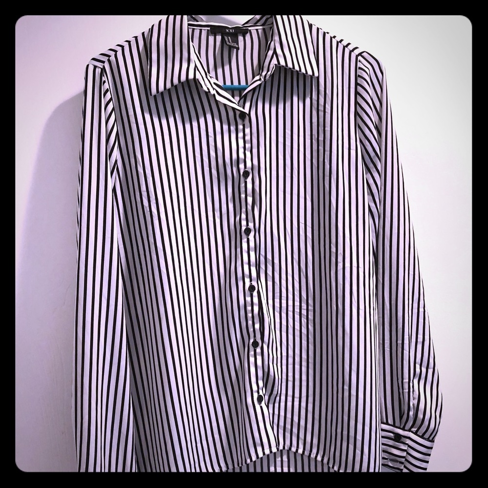 White & black stripes blouse